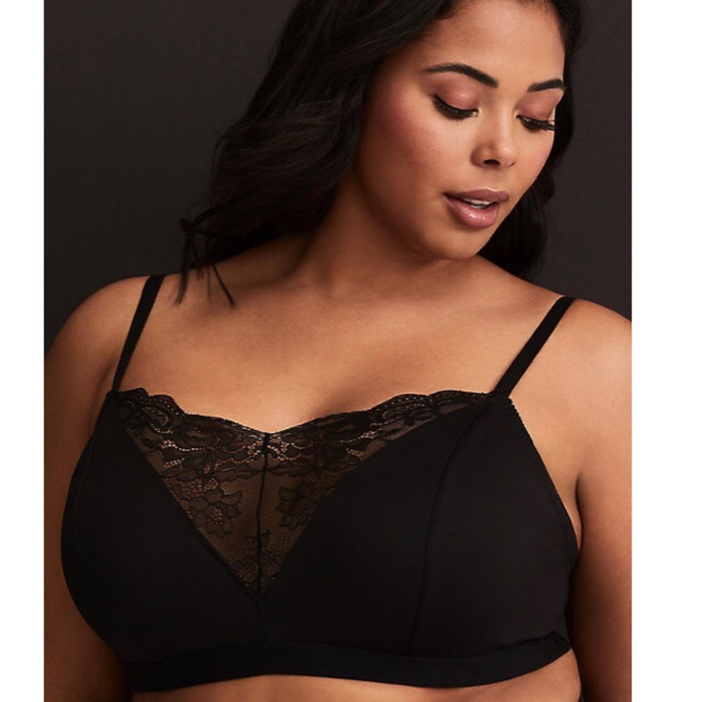 NWT - TORRID BLACK MICROFIBER LACE INSET BRALETTE